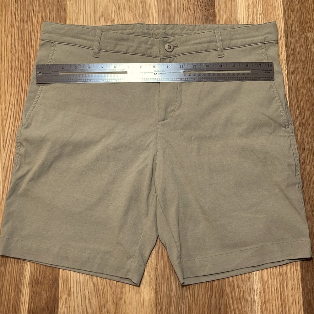 Outlier New Way Shorts 35 Khaki